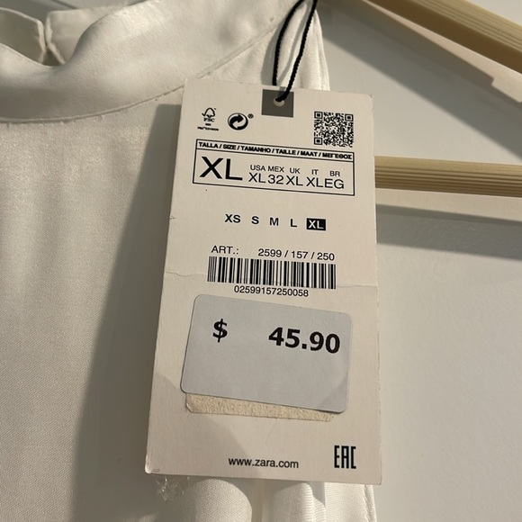 Zara Satin Top - Picture 3 of 3